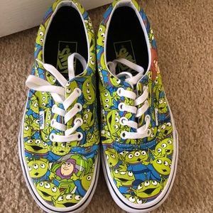 VANS X TOY STORY 💚